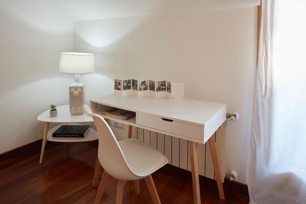 Apartamento Con Terraza A Un Paso De La Playa خيخون المظهر الخارجي الصورة
